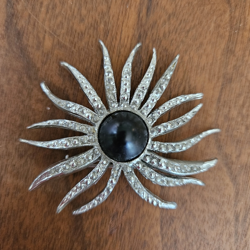 Vintage 1960s emmons sea beauty brooch pin
